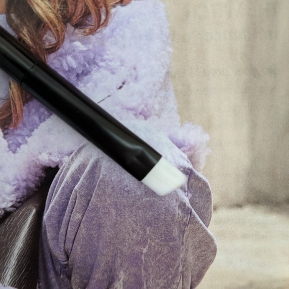 🆕‼️Dual-Ended Brush 🖌️ - Picture 6 of 6